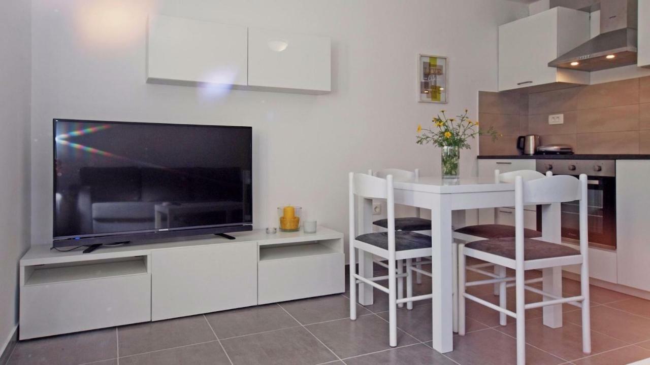 Apartments Mare ヴォディツェ エクステリア 写真
