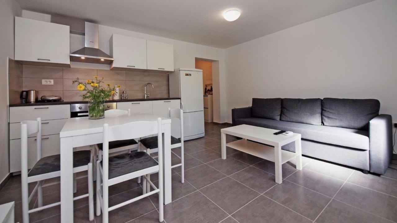 Apartments Mare ヴォディツェ エクステリア 写真